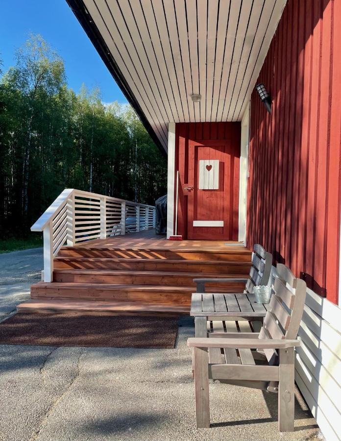 Cozy Renovated House With A Lot Of Parking Space. Haparanda  Exterior foto