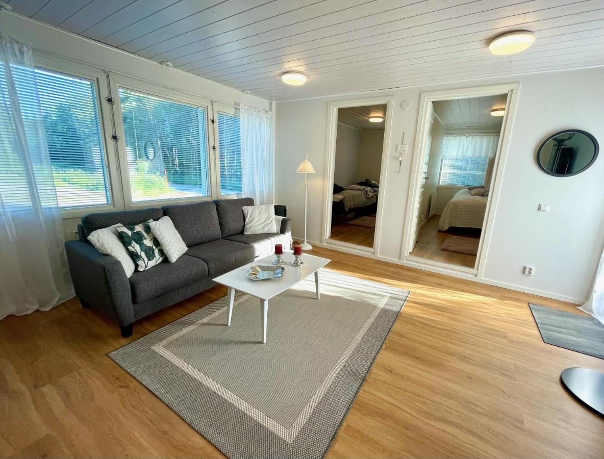 Cozy Renovated House With A Lot Of Parking Space. Haparanda  Exterior foto